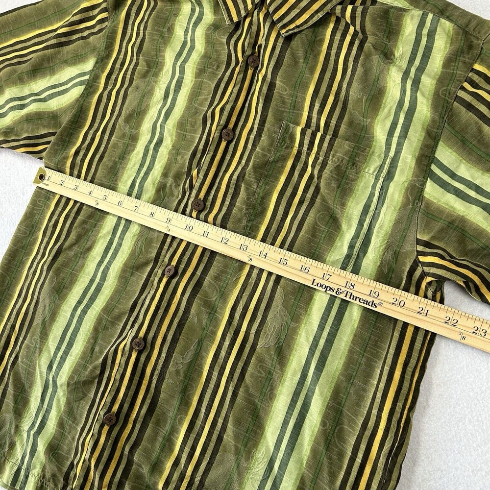 Tommy Bahama Silk Shirt Mens Medium Green Yellow Crab Print Tropical‎ Vacation - Picture 8 of 9
